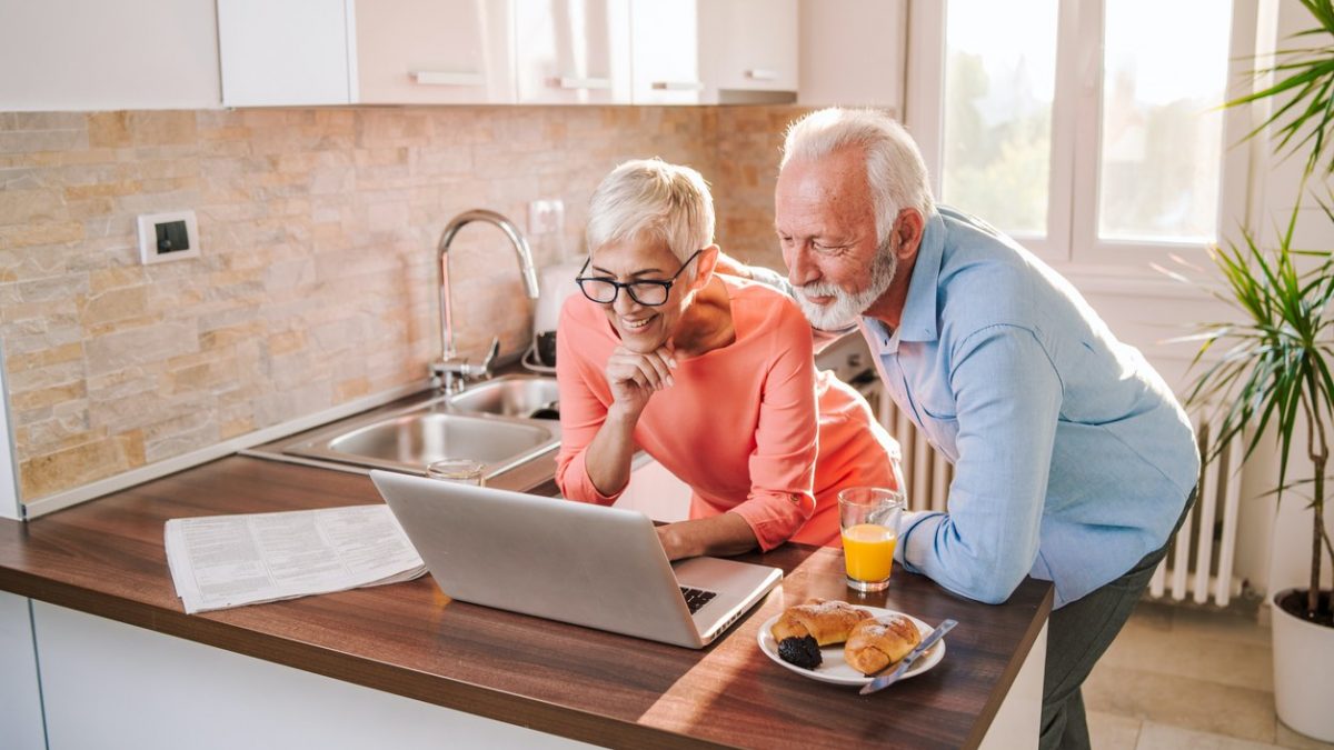Senior Friendly Technology